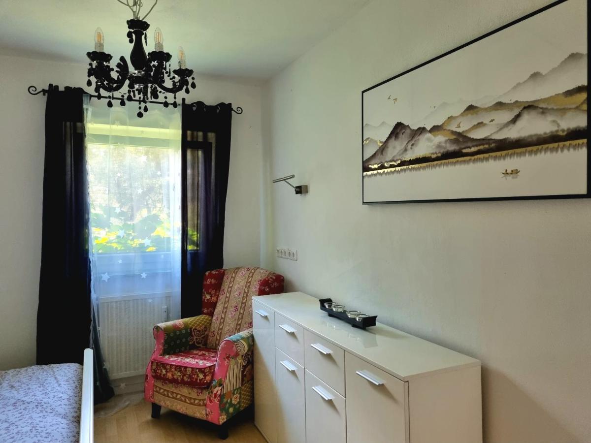 Lovely Spacious Apartment-80M2-Old Style-Tourist Area Rauth Buitenkant foto